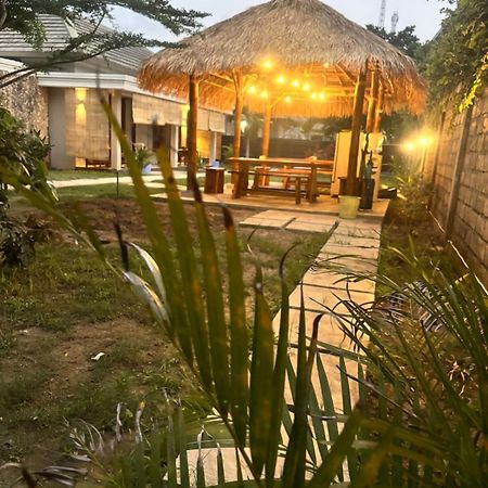 Qwank Kuta Lombok Appartement Buitenkant foto